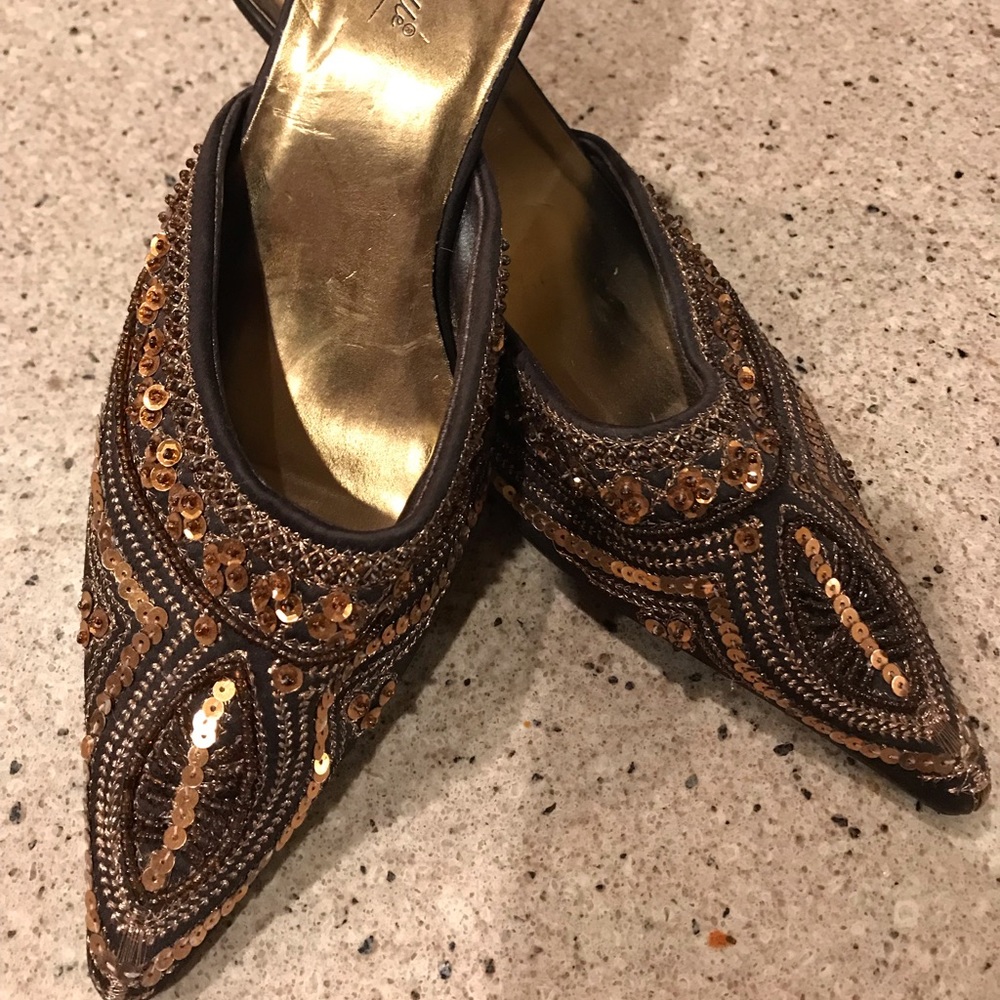 Anne Michelle Brown/Peach Sequin Kitten Heeled Mules Size 8.5